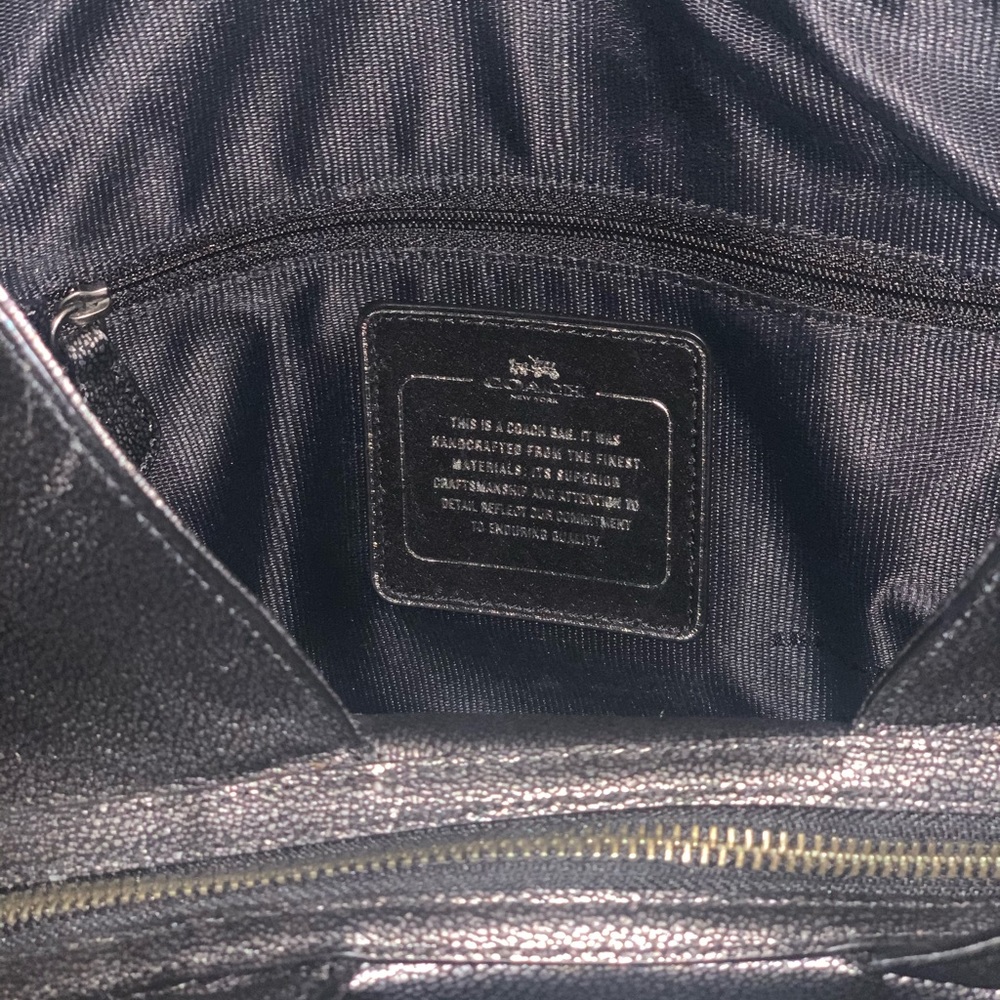 Authentic Coach Handbag - Picture 7 of 9